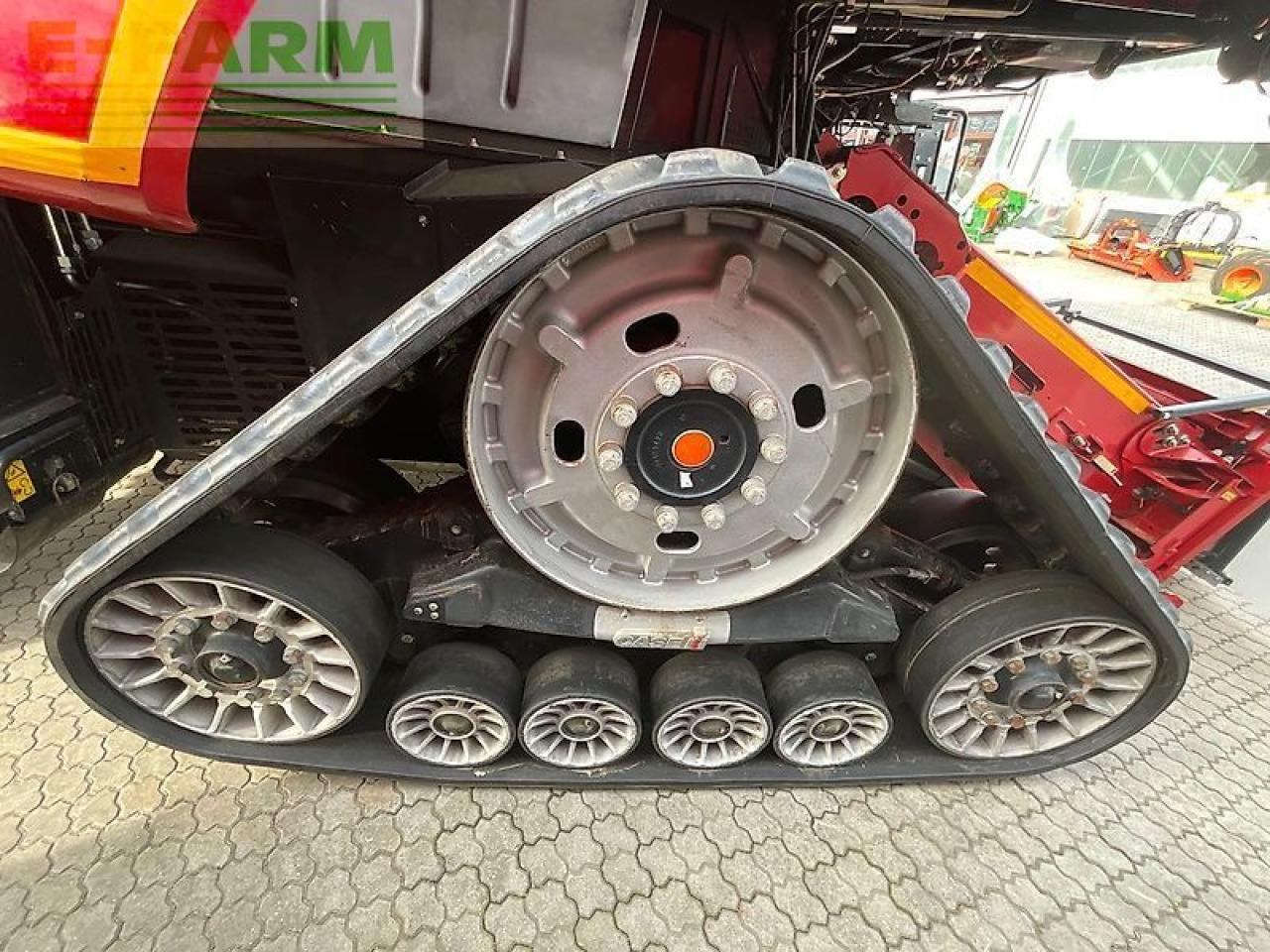 Case-IH axial-flow 9240 raupe - Combine harvester: picture 5 Case-IH axial-flow 9240 raupe - Combine harvester: picture 5