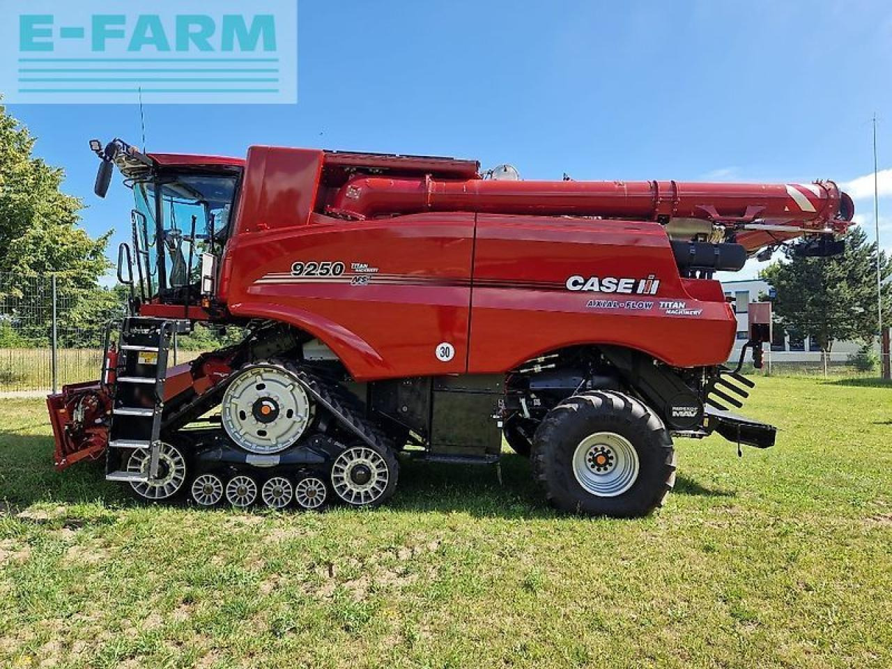 Case-IH axial flow 9250 st 5 p - Combine harvester: picture 1 Case-IH axial flow 9250 st 5 p - Combine harvester: picture 1
