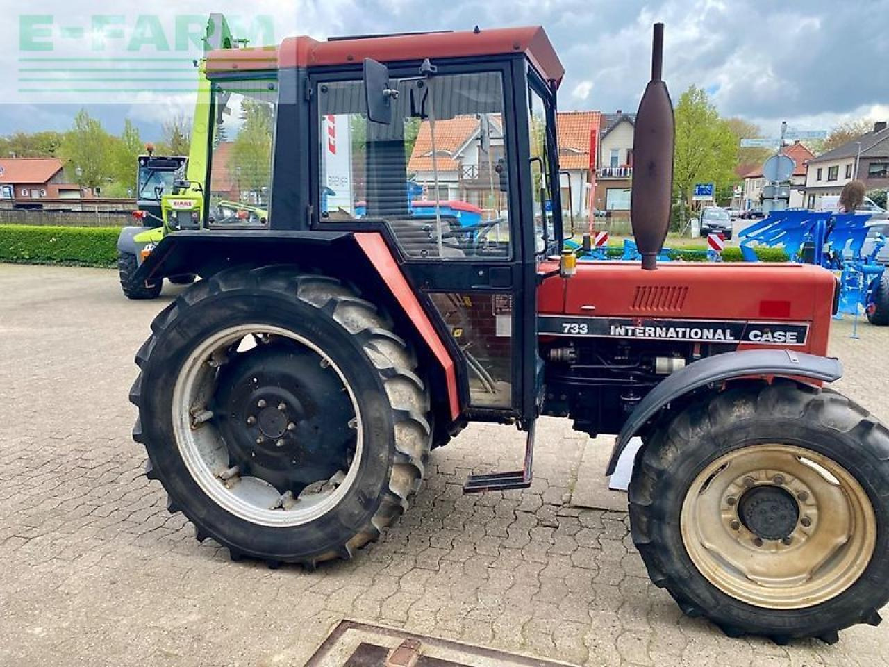 Case-IH ihc 733 allrad, silent 85 kabine, 16+8 getriebe, 1000er zapfwelle, made in neuss! - Farm tractor: picture 4 Case-IH ihc 733 allrad, silent 85 kabine, 16+8 getriebe, 1000er zapfwelle, made in neuss! - Farm tractor: picture 4