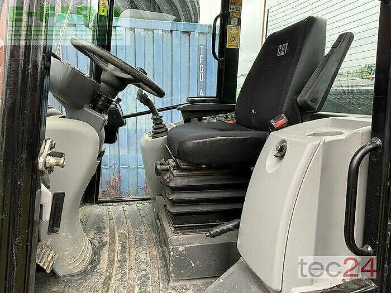 Caterpillar 906 m - Mini excavator: picture 2 Caterpillar 906 m - Mini excavator: picture 2