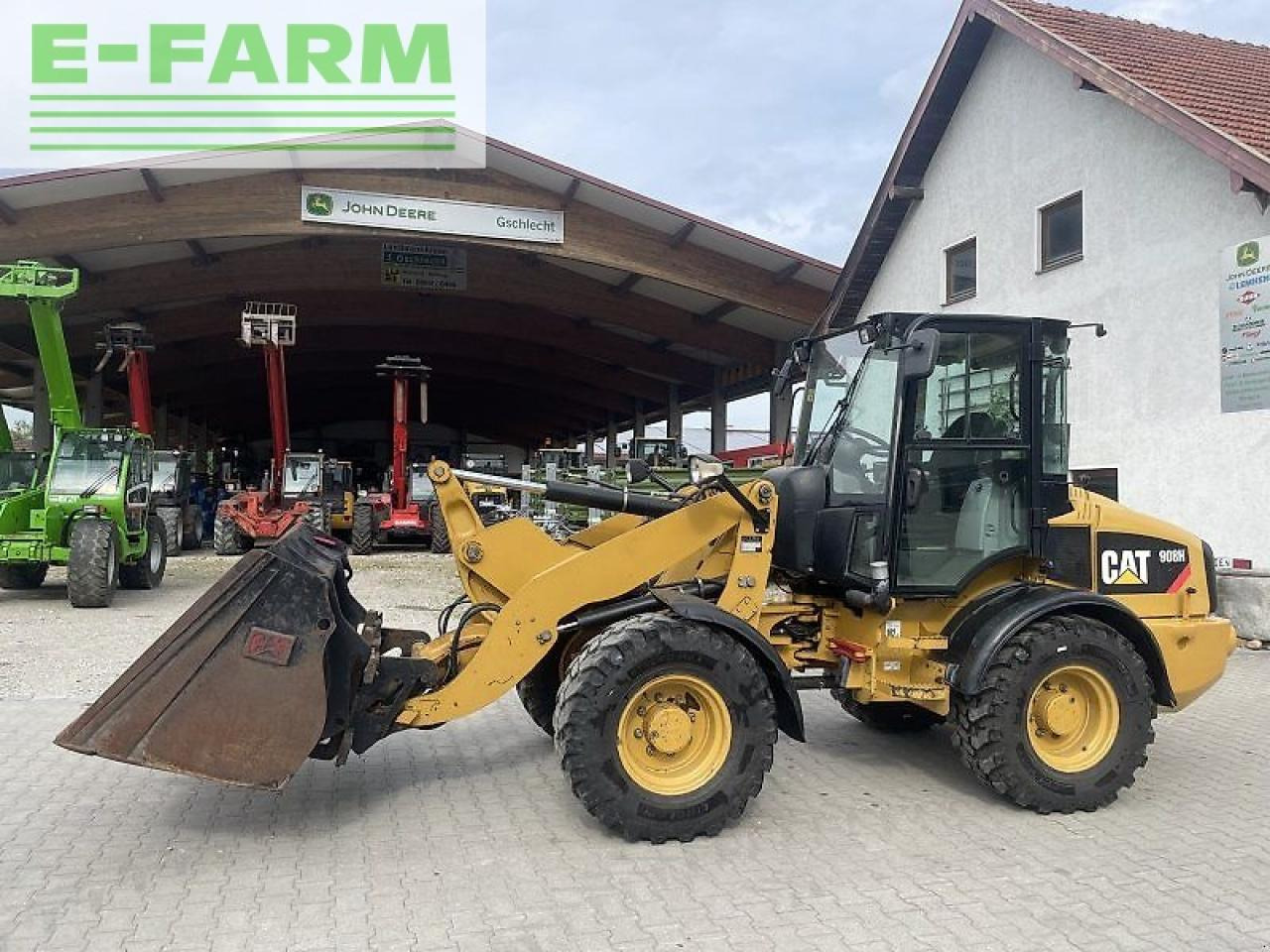 Caterpillar 908 h - Mini excavator: picture 2 Caterpillar 908 h - Mini excavator: picture 2