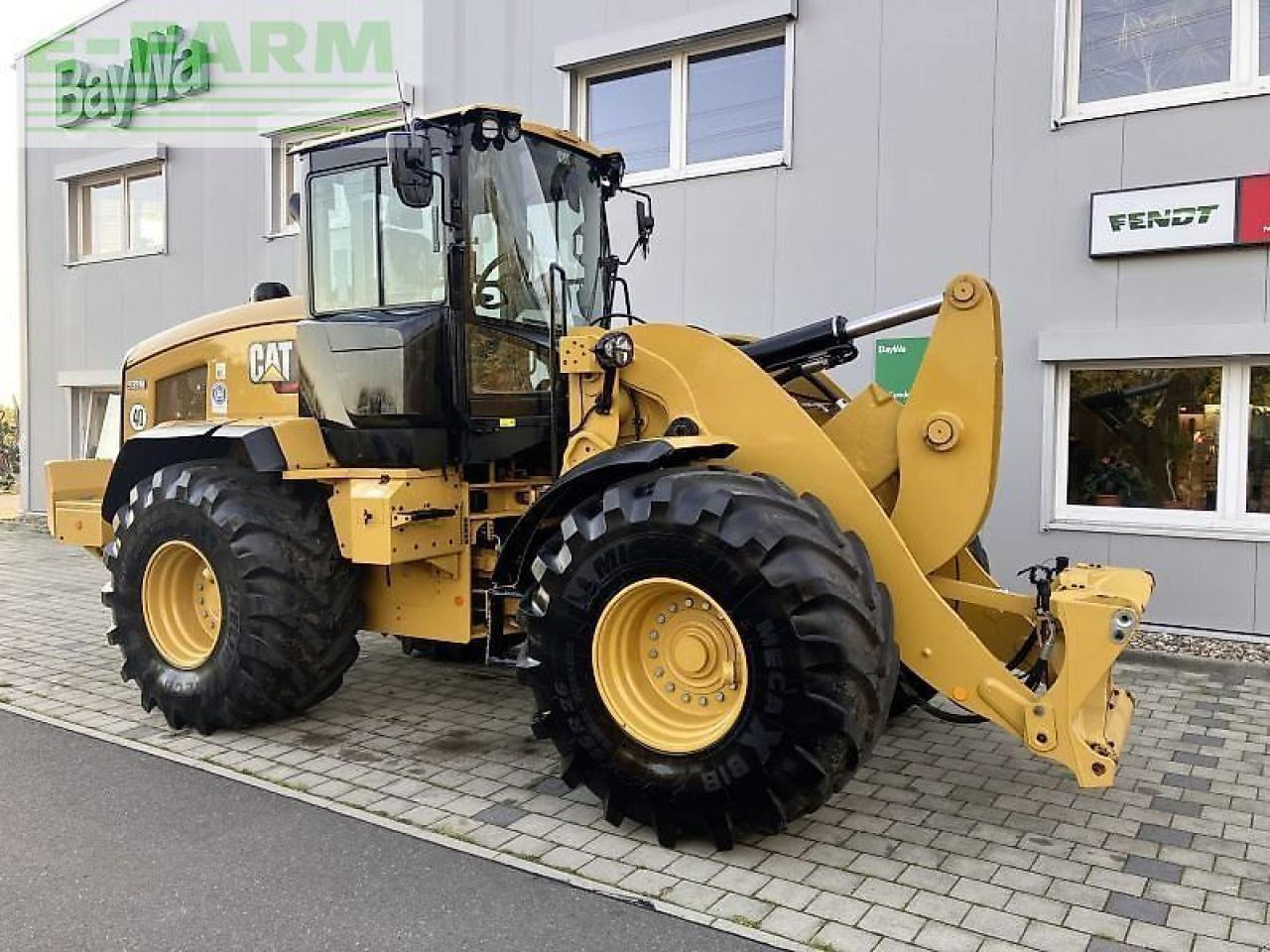 Caterpillar cat 938m - Mini excavator: picture 1 Caterpillar cat 938m - Mini excavator: picture 1