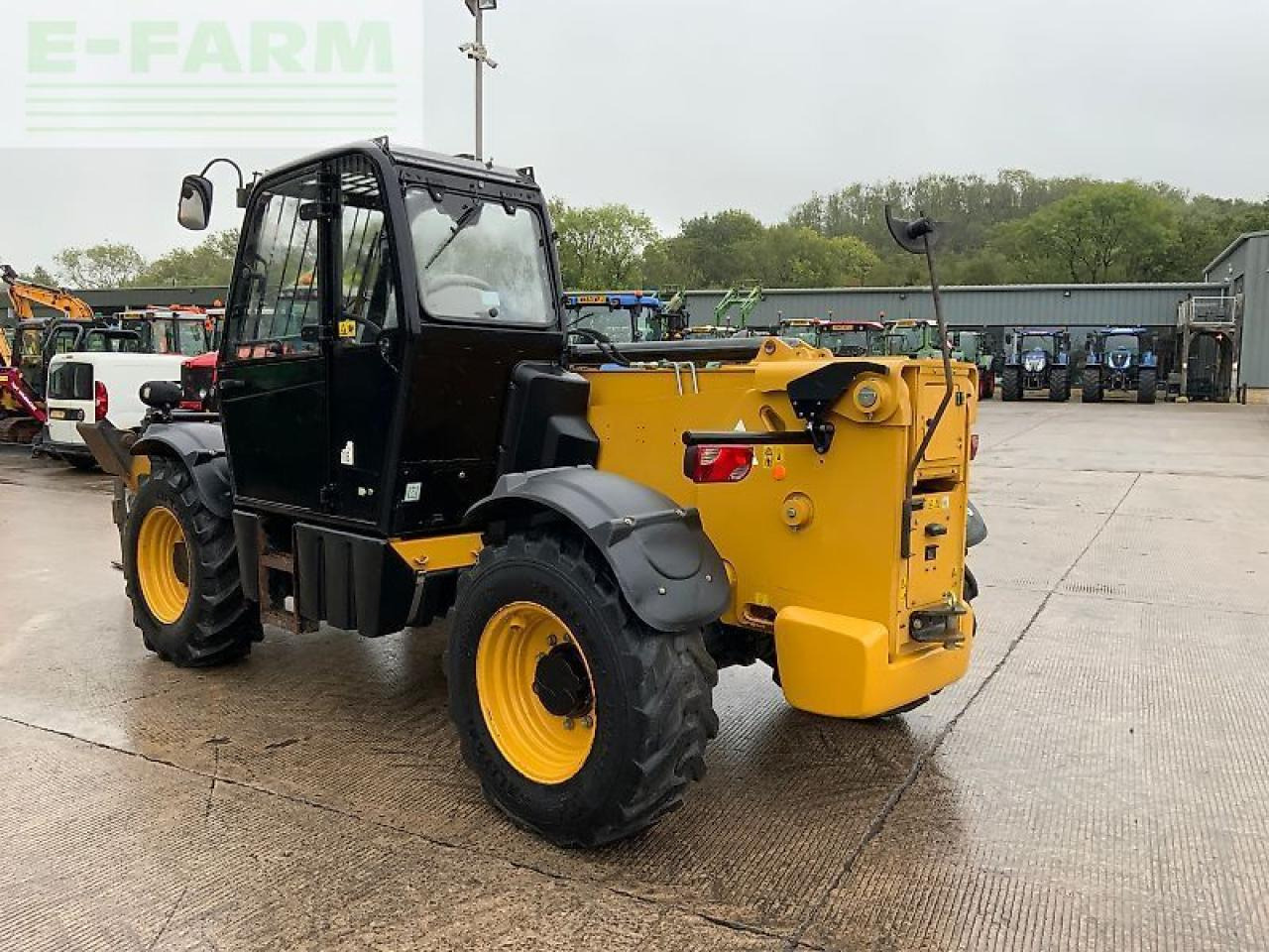 Caterpillar cat th414 c gc telehandler (st24449) - Telescopic handler: picture 5 Caterpillar cat th414 c gc telehandler (st24449) - Telescopic handler: picture 5