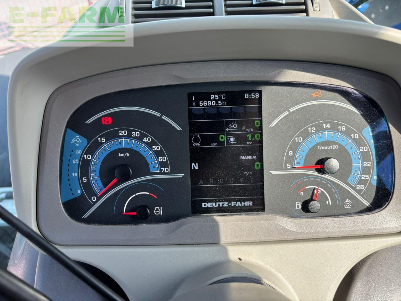 Farm tractor Deutz-Fahr 6155 Agrotron: picture 13 Farm tractor Deutz-Fahr 6155 Agrotron: picture 13
