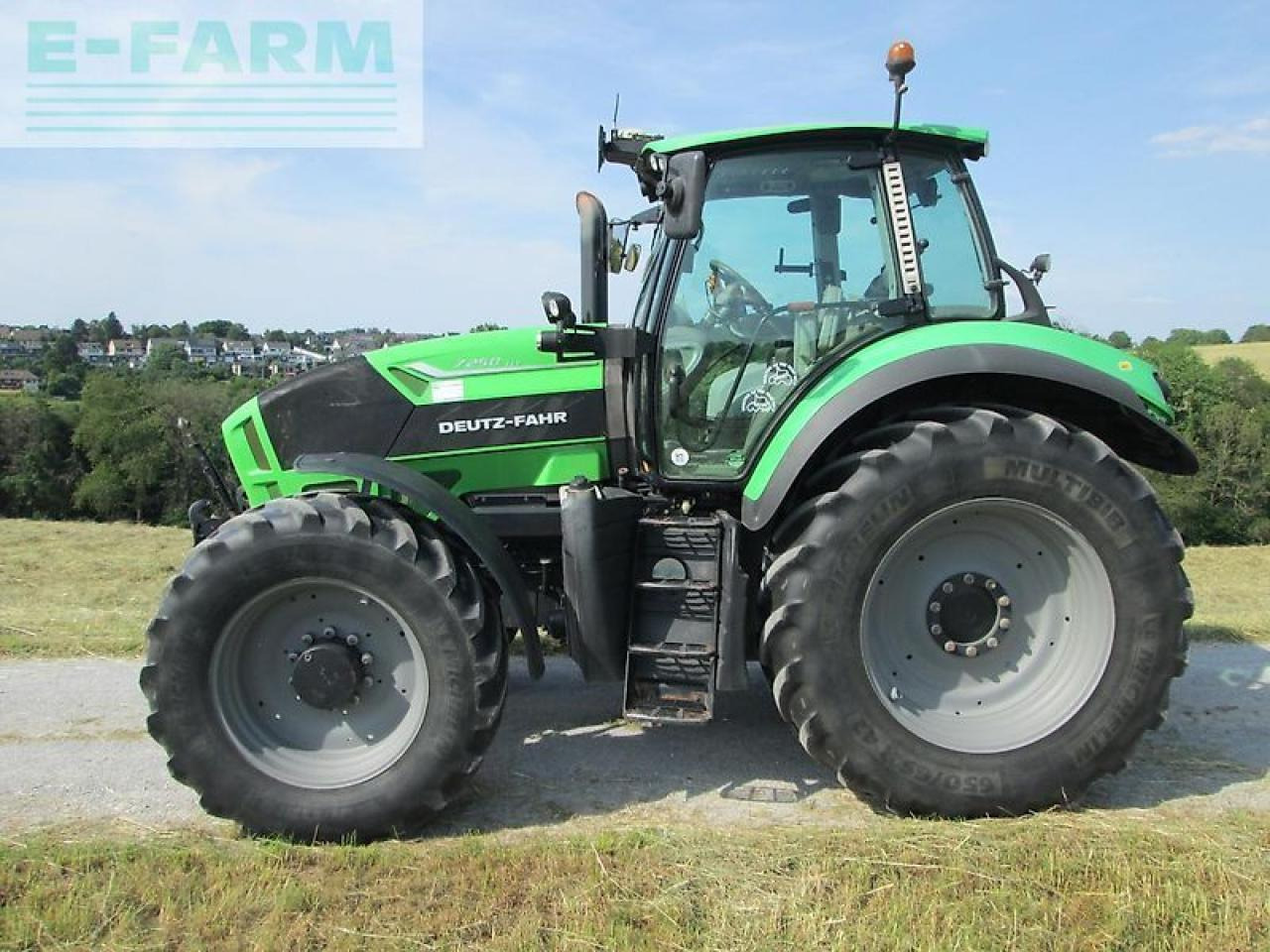 Deutz-Fahr 7250 ttv - Farm tractor: picture 1 Deutz-Fahr 7250 ttv - Farm tractor: picture 1