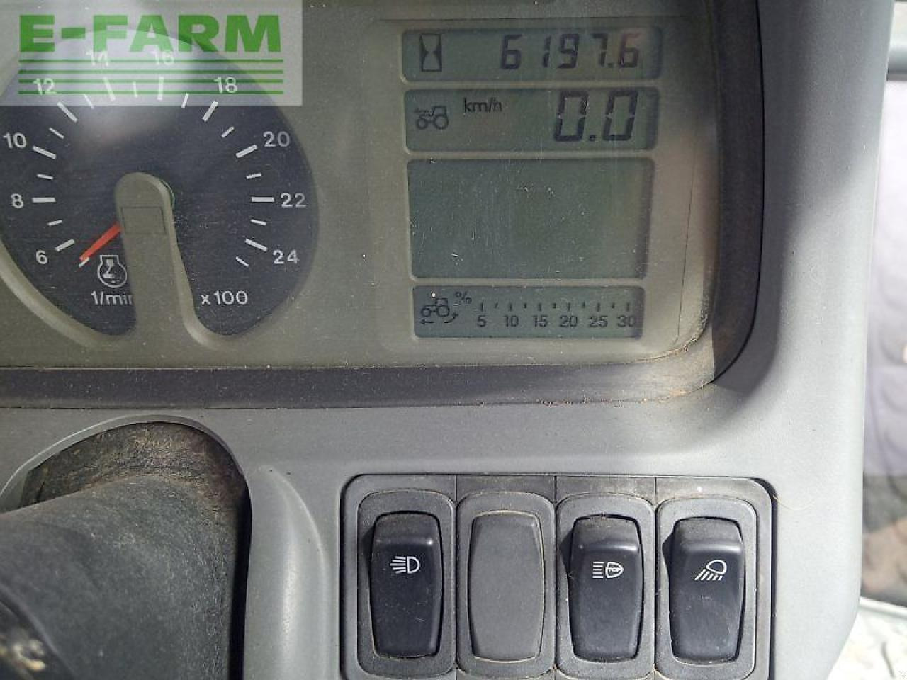 Farm tractor Deutz-Fahr agrotron 210: picture 9 Farm tractor Deutz-Fahr agrotron 210: picture 9