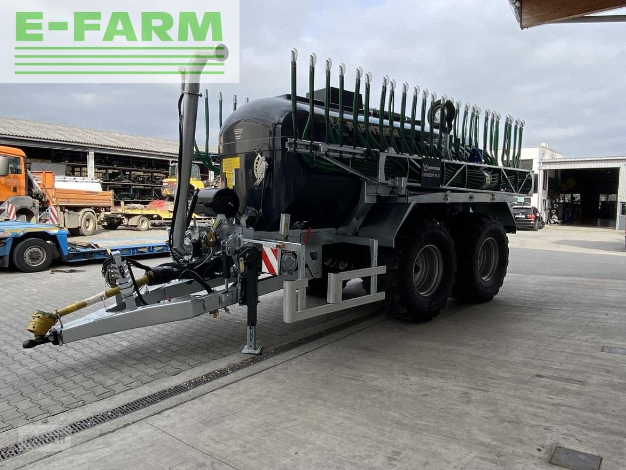 Farmtech polycis 1400 + schleppschuhverteiler condor 15.0 - Slurry tanker: picture 3 Farmtech polycis 1400 + schleppschuhverteiler condor 15.0 - Slurry tanker: picture 3