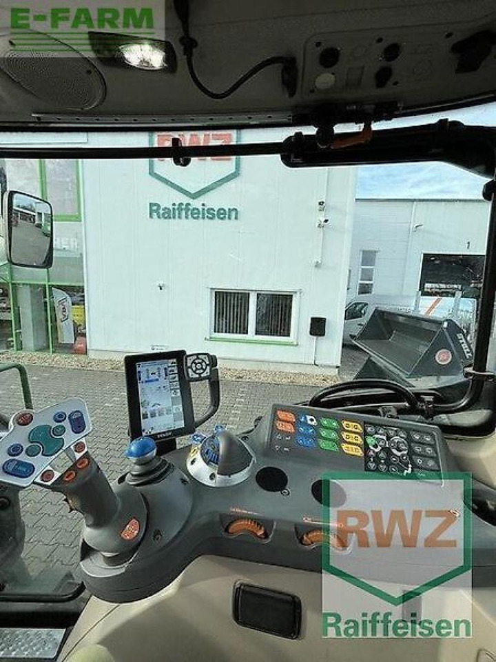 Farm tractor Fendt 313 s4 profi mit frontlader: picture 10