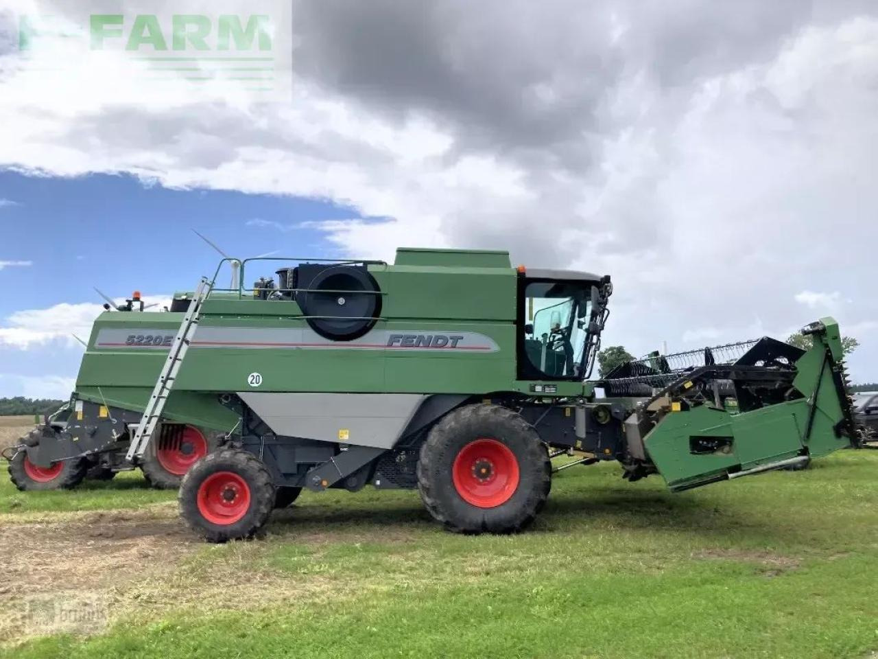 Fendt 5220 e mähdrescher mit biso vx 550 vario - Combine harvester: picture 1 Fendt 5220 e mähdrescher mit biso vx 550 vario - Combine harvester: picture 1