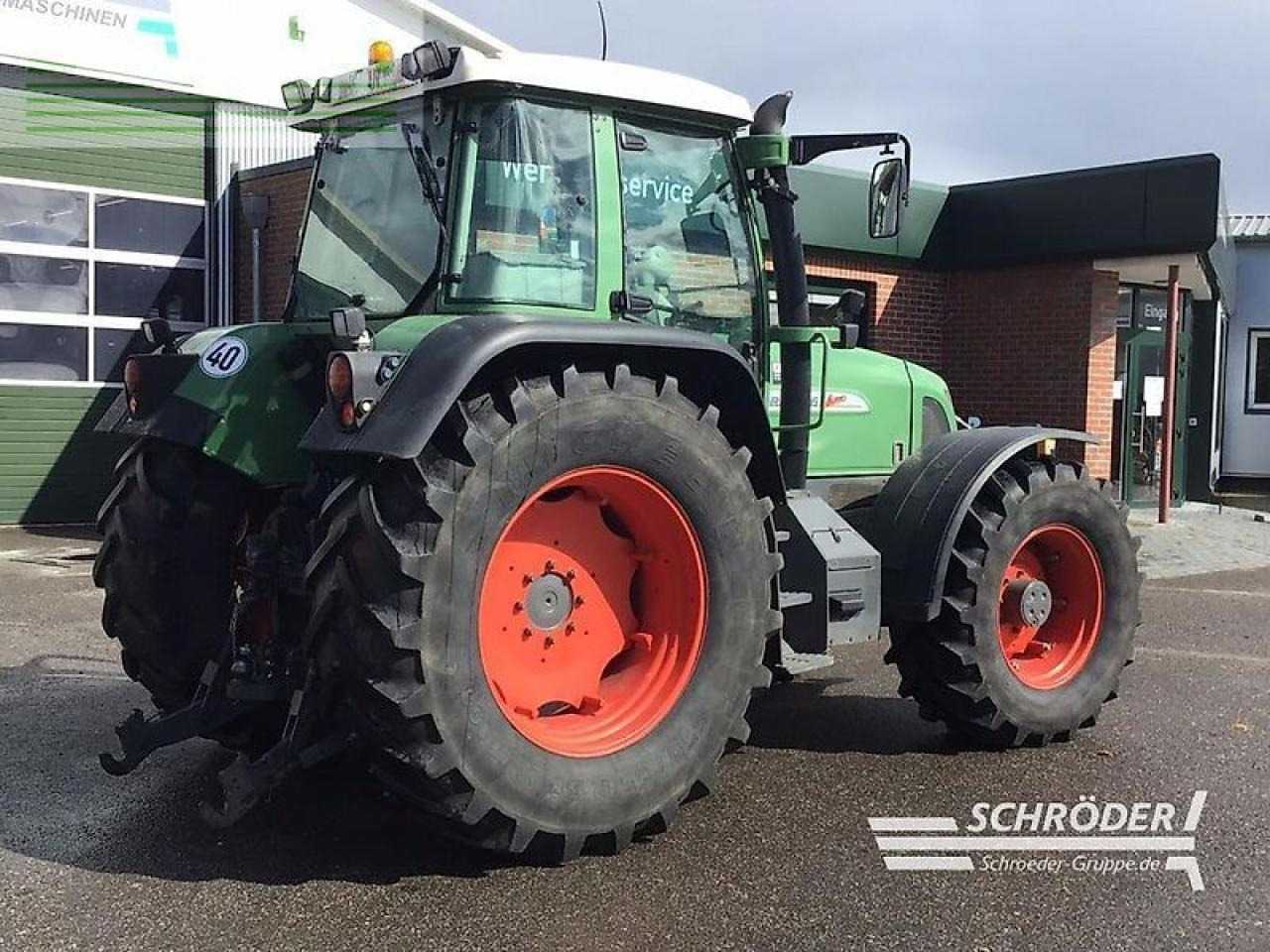 Fendt 716 vario com 1 | nur 7561 stunden ! - Farm tractor: picture 4 Fendt 716 vario com 1 | nur 7561 stunden ! - Farm tractor: picture 4