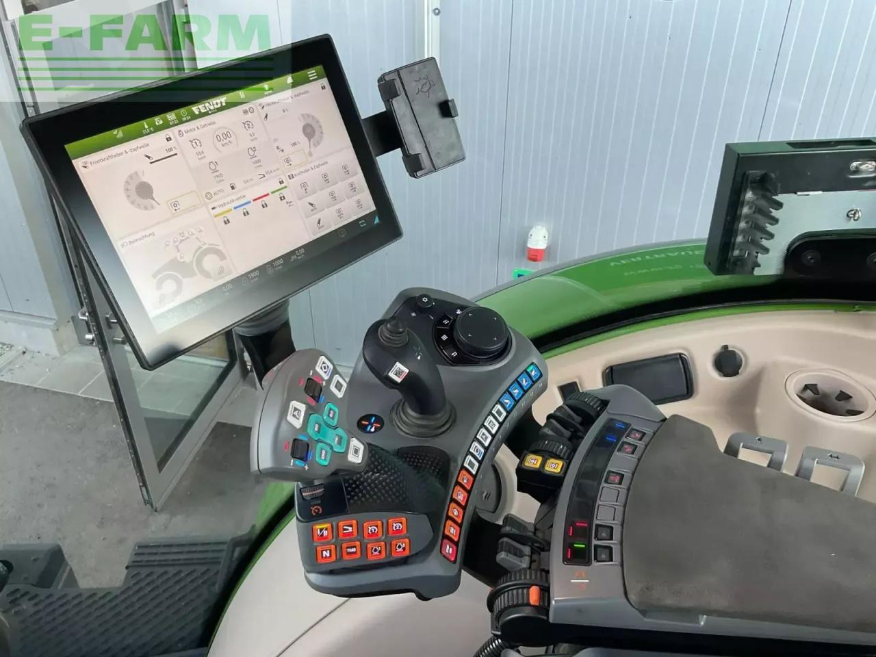 Fendt 718 gen6 power plus setting 2 - Farm tractor: picture 3 Fendt 718 gen6 power plus setting 2 - Farm tractor: picture 3