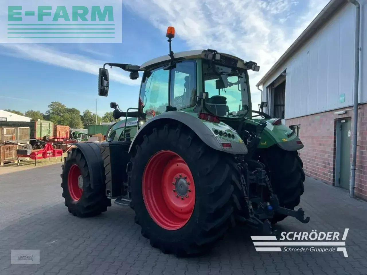 Fendt 718 vario s4 power | rtk Power - Farm tractor: picture 5 Fendt 718 vario s4 power | rtk Power - Farm tractor: picture 5