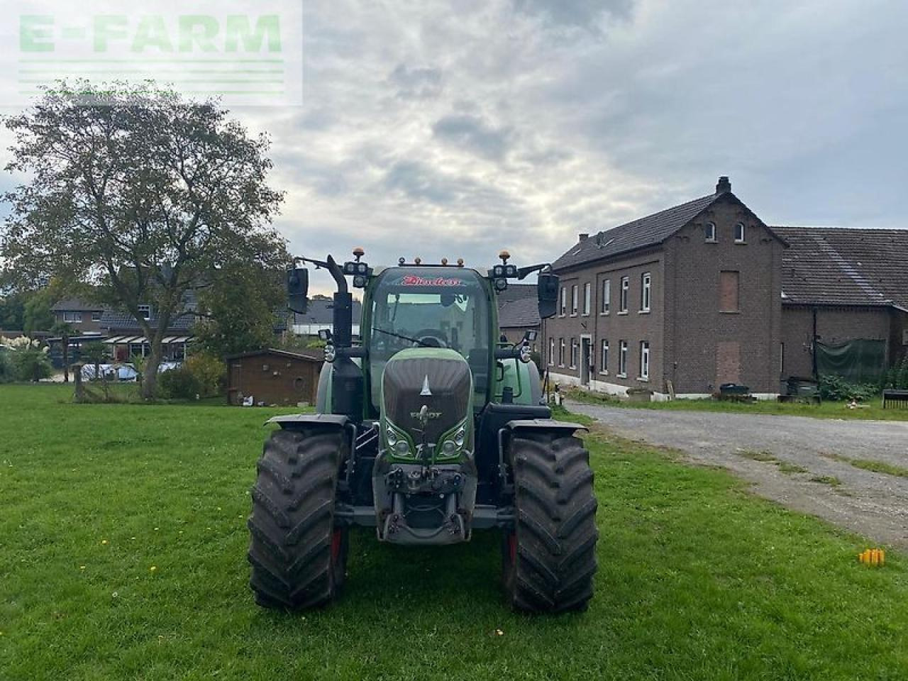 Fendt 720 s4 - Farm tractor: picture 4 Fendt 720 s4 - Farm tractor: picture 4