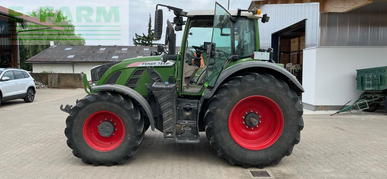 Fendt 724 Vario S4 - Farm tractor: picture 2 Fendt 724 Vario S4 - Farm tractor: picture 2