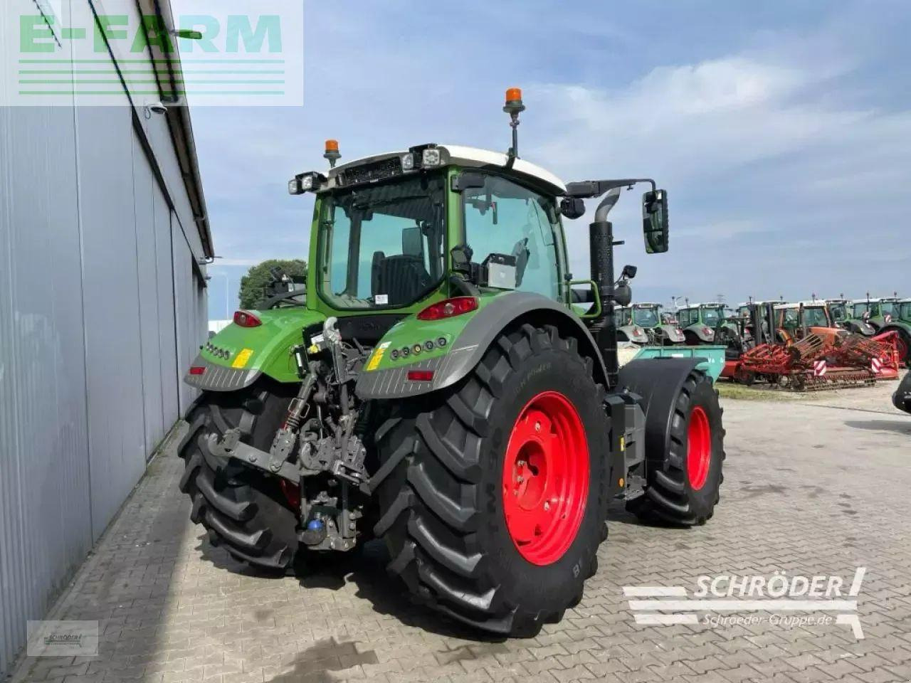 Fendt 724 gen6 profi plus - Farm tractor: picture 3 Fendt 724 gen6 profi plus - Farm tractor: picture 3