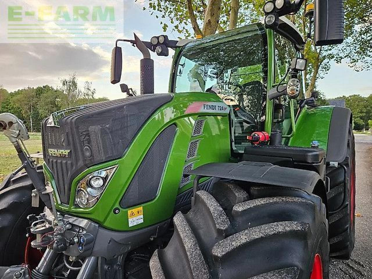 Fendt 724 s4 profi plus (718 720 722 ) - Farm tractor: picture 3 Fendt 724 s4 profi plus (718 720 722 ) - Farm tractor: picture 3
