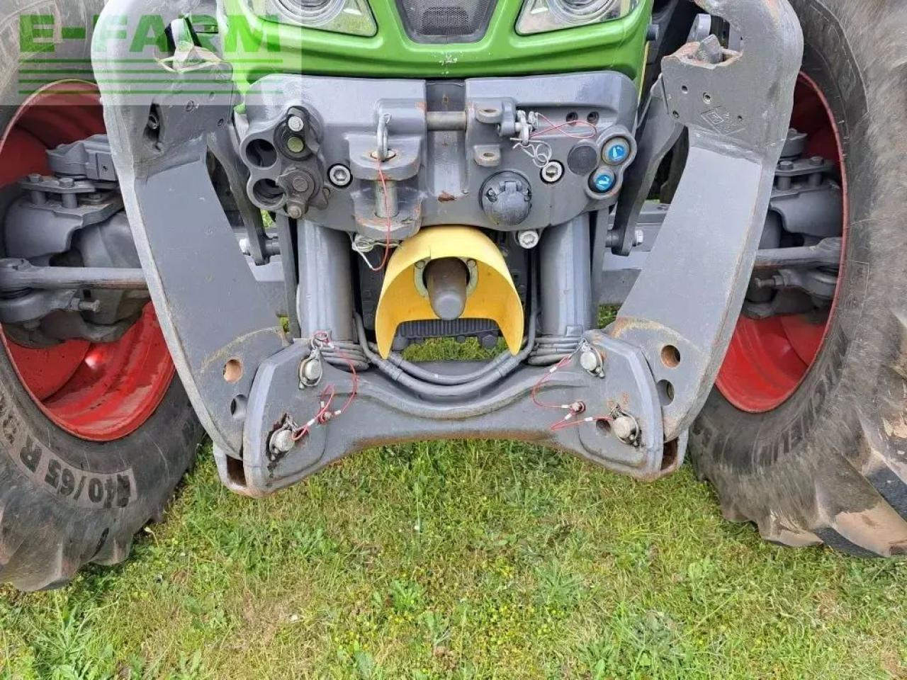 Farm tractor Fendt 724 vario: picture 11