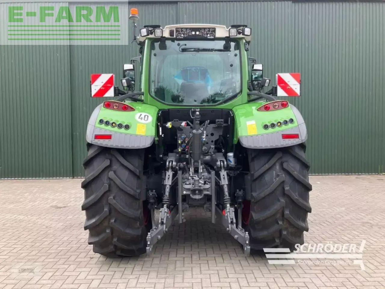 Fendt 724 vario s4 profi plus ProfiPlus - Farm tractor: picture 4 Fendt 724 vario s4 profi plus ProfiPlus - Farm tractor: picture 4