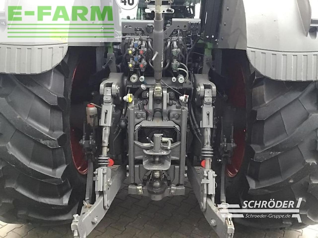 Farm tractor Fendt 824 s4 profi plus: picture 18 Farm tractor Fendt 824 s4 profi plus: picture 18