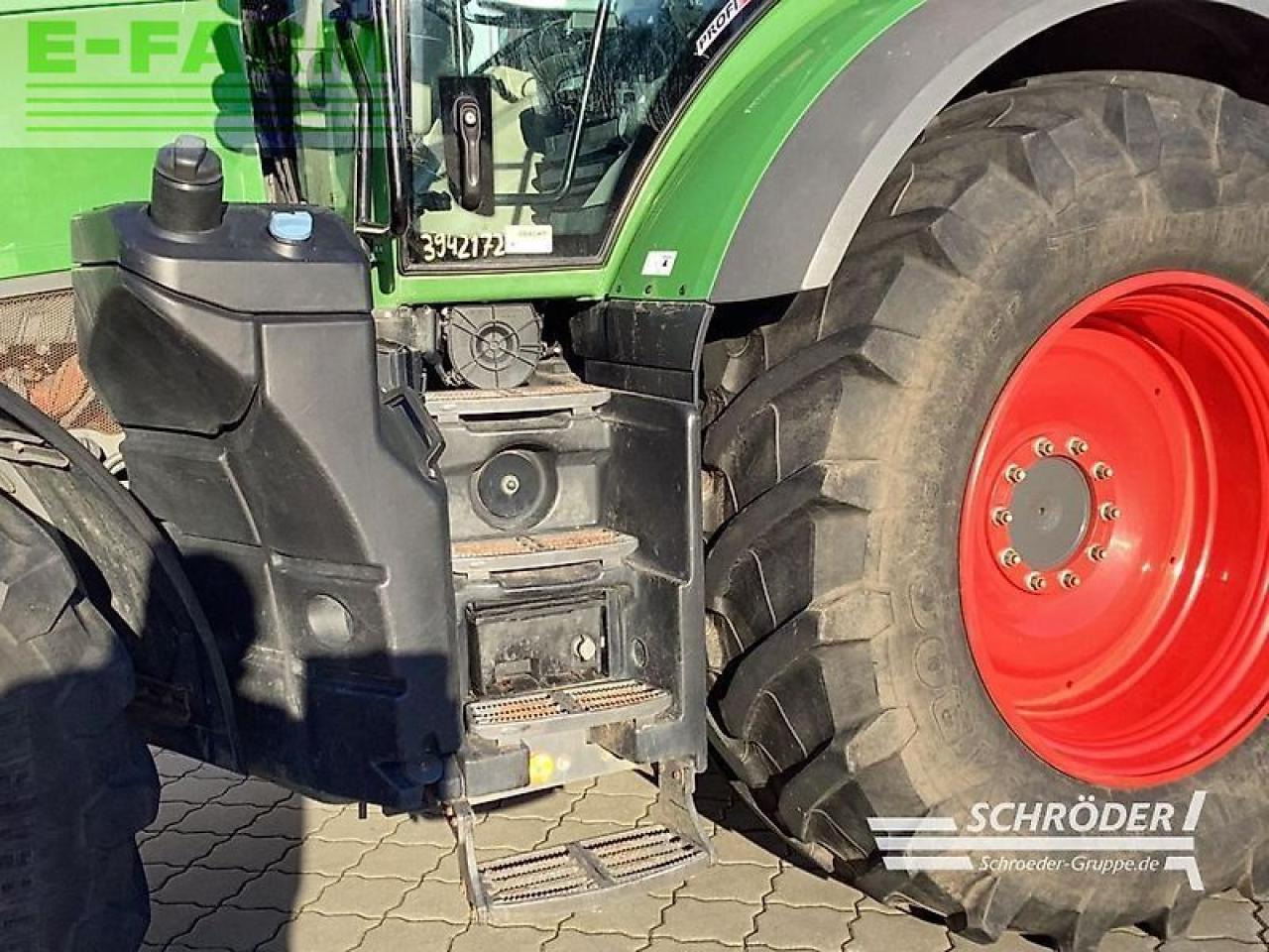 Farm tractor Fendt 824 vario s4 profi plus ProfiPlus: picture 13
