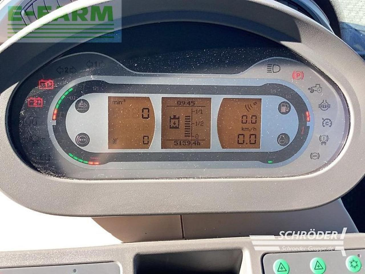 Fendt 824 vario s4 profi plus ProfiPlus - Farm tractor: picture 4 Fendt 824 vario s4 profi plus ProfiPlus - Farm tractor: picture 4