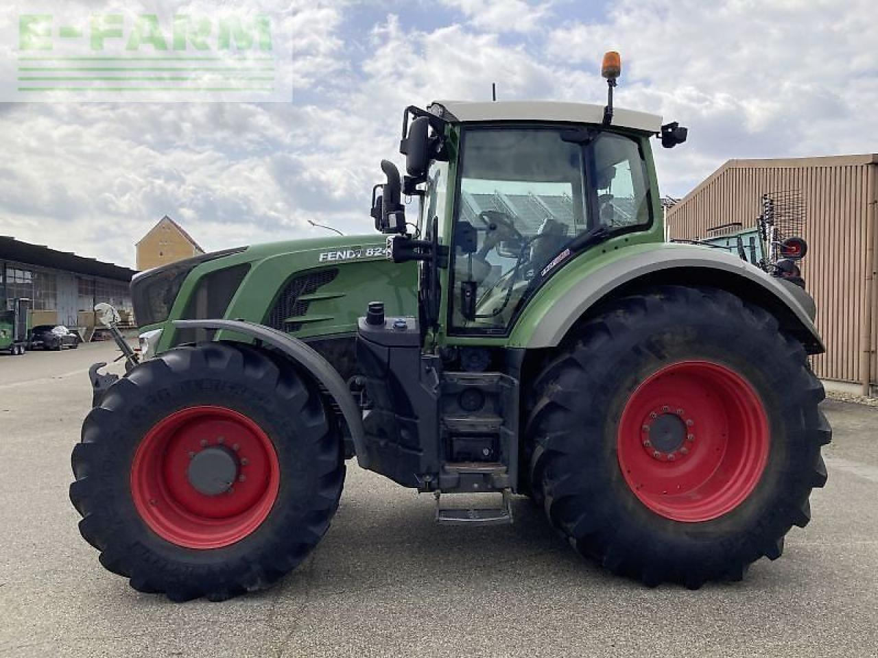 Fendt 824 vario s4 profi plus ProfiPlus - Farm tractor: picture 3 Fendt 824 vario s4 profi plus ProfiPlus - Farm tractor: picture 3