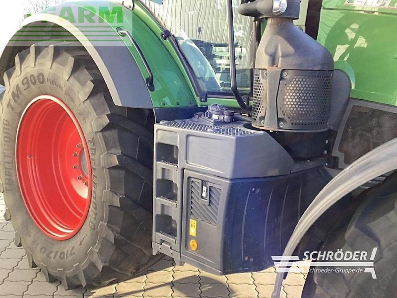 Farm tractor Fendt 824 vario s4 profi plus ProfiPlus: picture 14