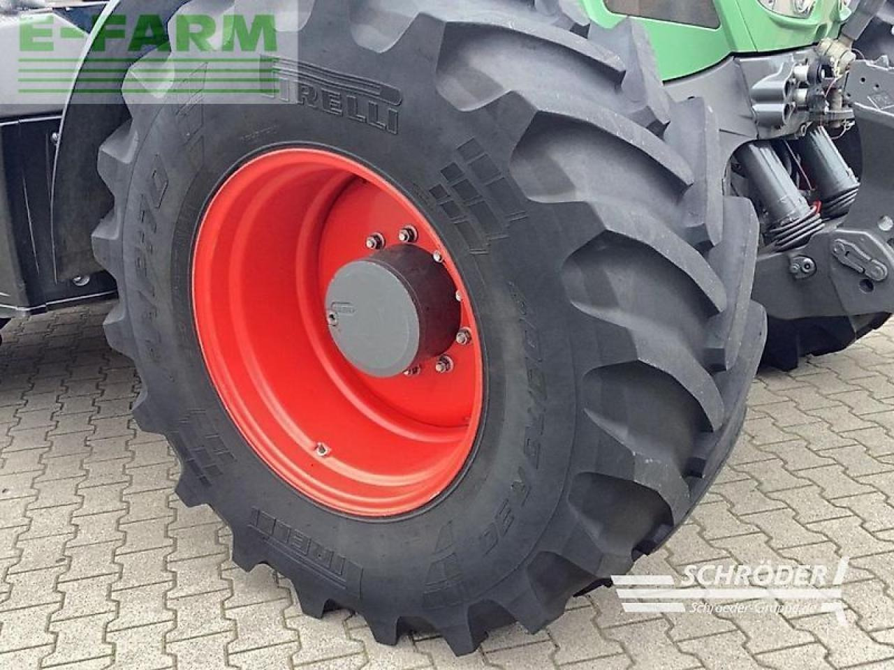 Farm tractor Fendt 828 vario s4 profi plus: picture 8