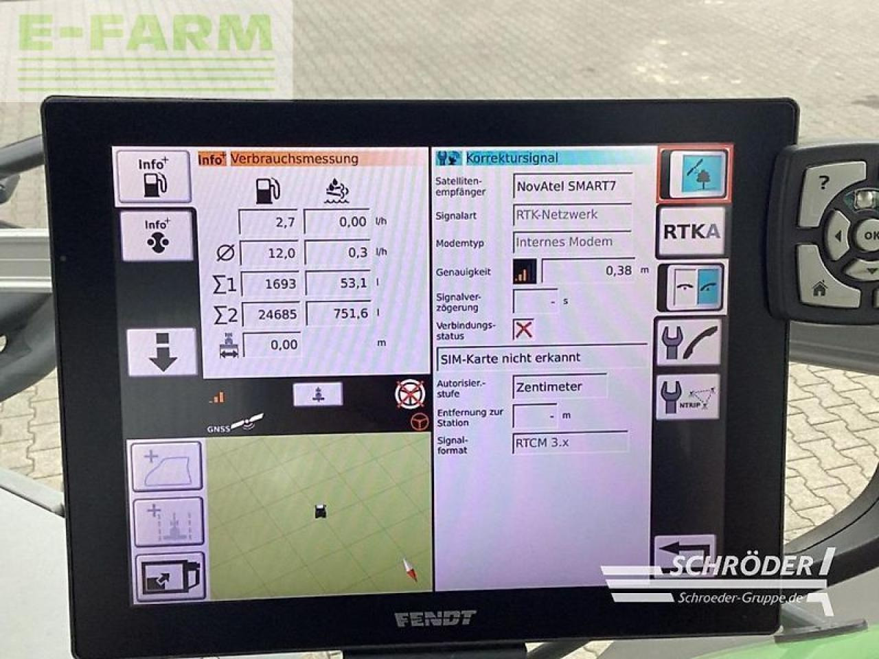 Farm tractor Fendt 828 vario s4 profi plus: picture 17