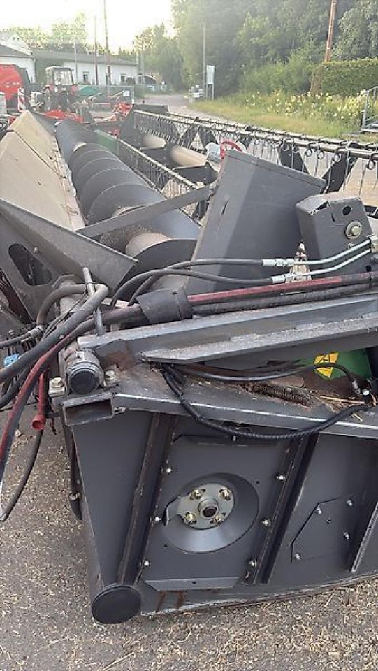 Fendt 8400 p al - Combine harvester: picture 4 Fendt 8400 p al - Combine harvester: picture 4