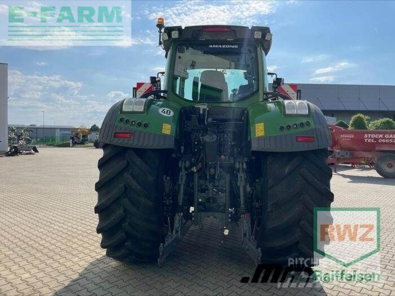 Farm tractor Fendt 933 vario: picture 7