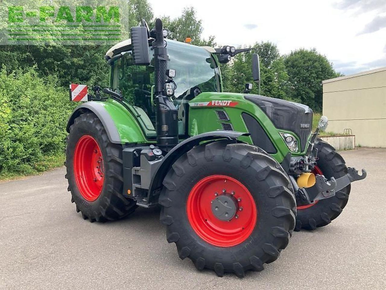 Fendt gebr.724 vario gen6 profi plus ProfiPlus - Farm tractor: picture 1 Fendt gebr.724 vario gen6 profi plus ProfiPlus - Farm tractor: picture 1