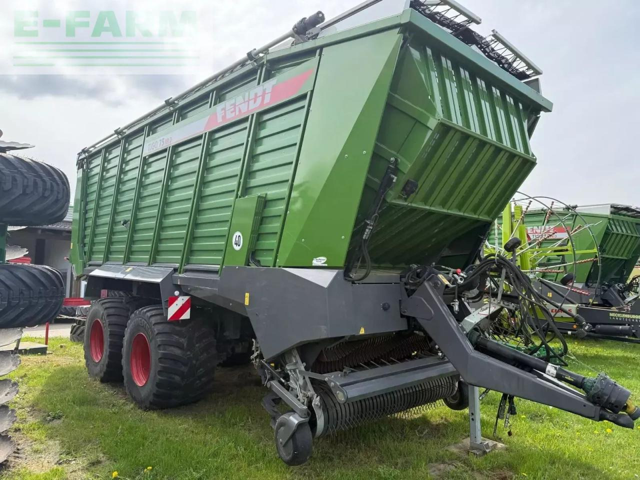 Fendt tigo 75 xr mit 800/45 r26,5 bereifung, laderaumabdeckung und 3 dosierwalzen - Self-loading wagon: picture 5 Fendt tigo 75 xr mit 800/45 r26,5 bereifung, laderaumabdeckung und 3 dosierwalzen - Self-loading wagon: picture 5
