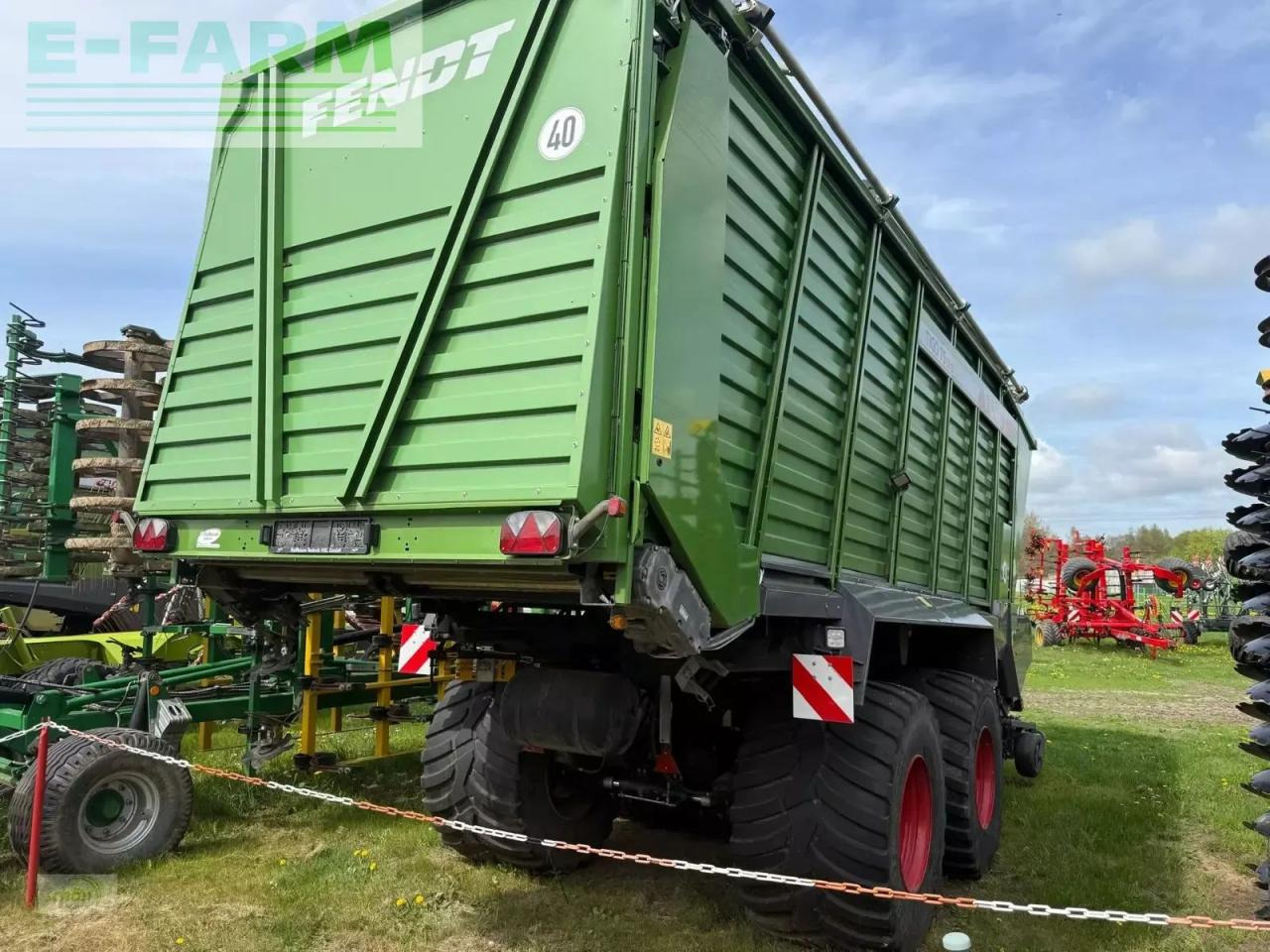 Fendt tigo 75 xr mit 800/45 r26,5 bereifung, laderaumabdeckung und 3 dosierwalzen - Self-loading wagon: picture 4 Fendt tigo 75 xr mit 800/45 r26,5 bereifung, laderaumabdeckung und 3 dosierwalzen - Self-loading wagon: picture 4