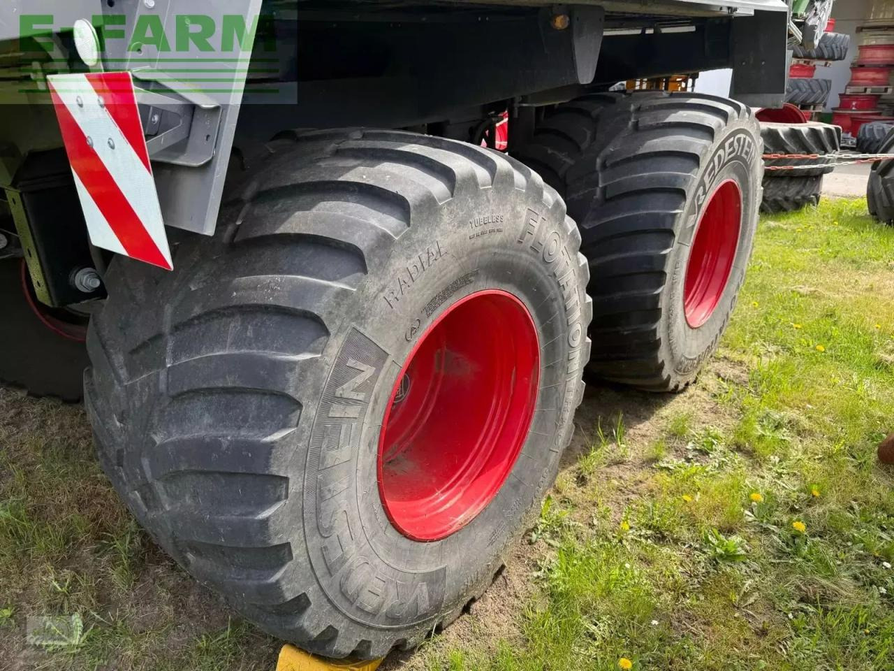 Fendt tigo 75 xr mit 800/45 r26,5 bereifung, laderaumabdeckung und 3 dosierwalzen - Self-loading wagon: picture 2 Fendt tigo 75 xr mit 800/45 r26,5 bereifung, laderaumabdeckung und 3 dosierwalzen - Self-loading wagon: picture 2
