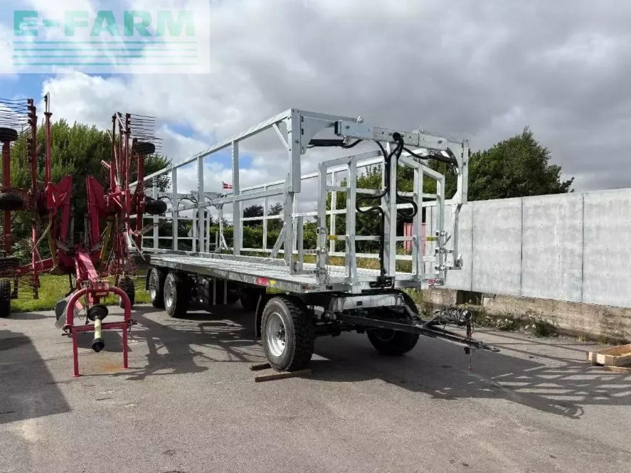 Fliegl dpw 240 bl profi - Farm platform trailer: picture 2 Fliegl dpw 240 bl profi - Farm platform trailer: picture 2