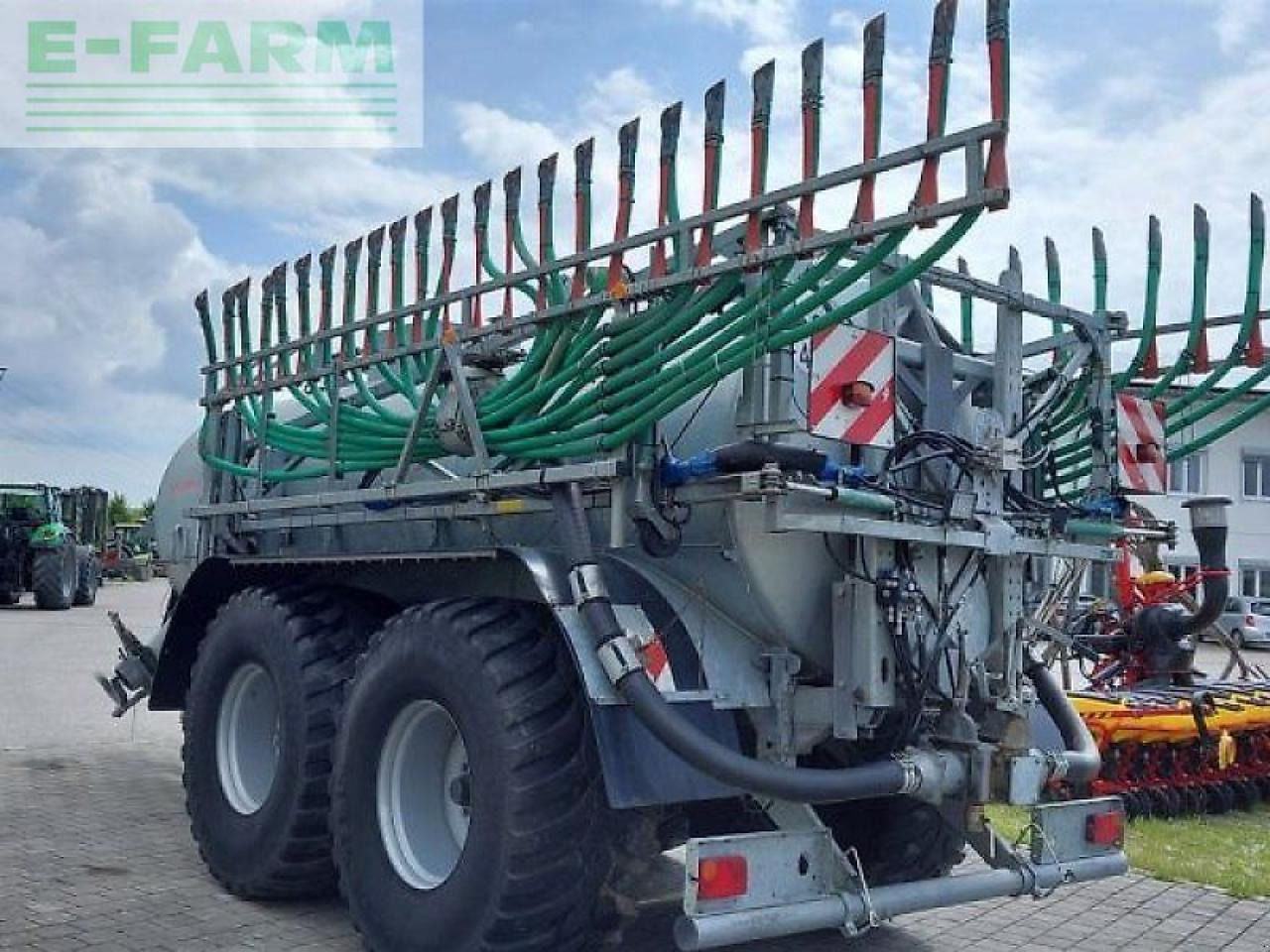 Fliegl pfw 16000 tandem fox - Fertilizing equipment: picture 4 Fliegl pfw 16000 tandem fox - Fertilizing equipment: picture 4