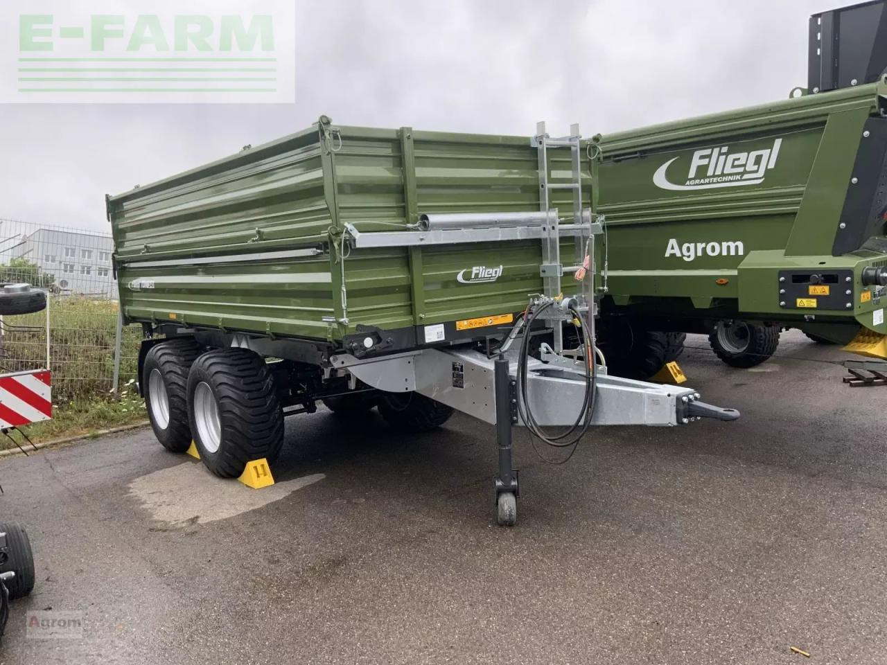 Fliegl tdk 140 - Farm tipping trailer/ Dumper: picture 3 Fliegl tdk 140 - Farm tipping trailer/ Dumper: picture 3
