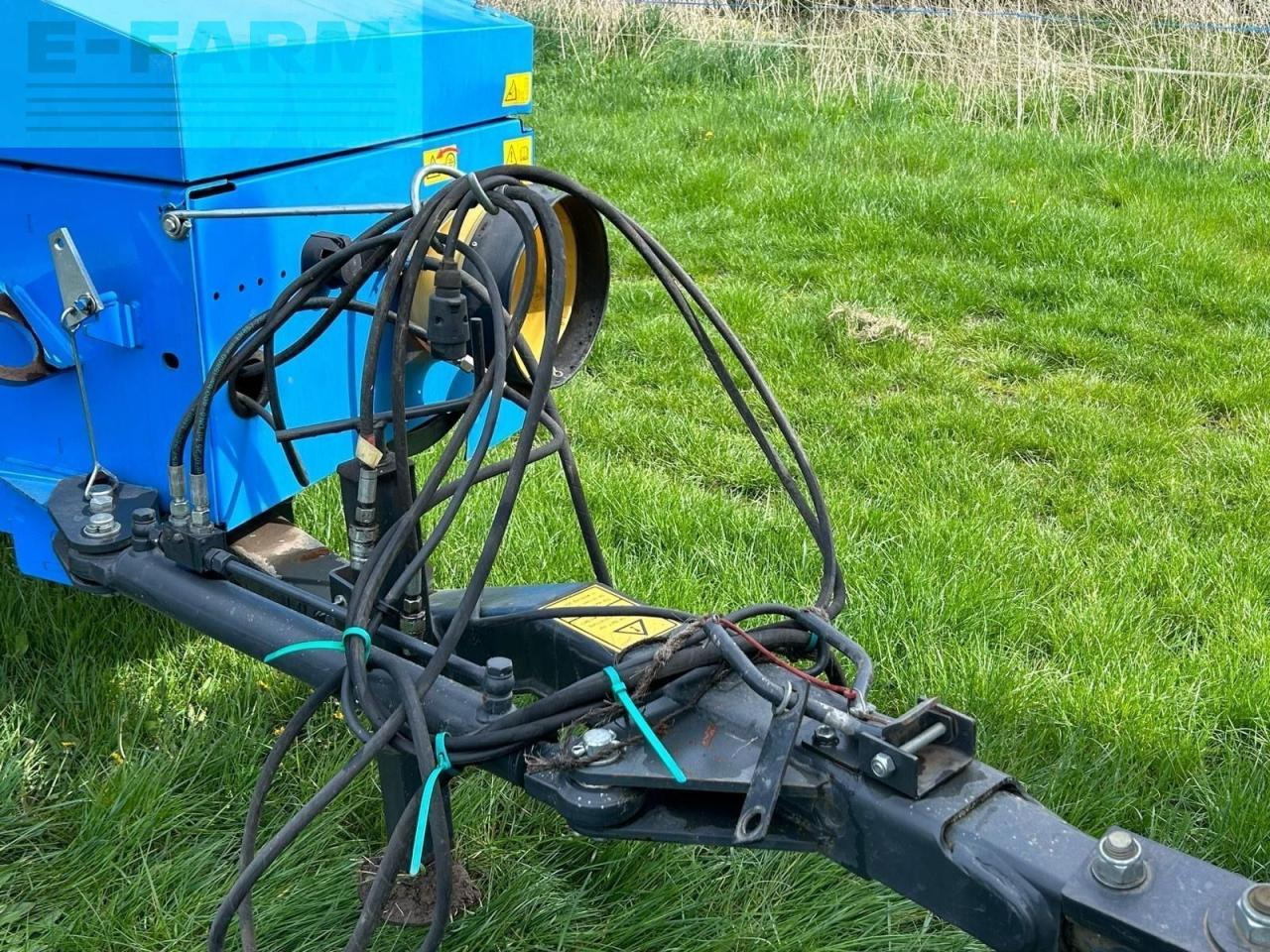 Fortschritt K464 HD - Square baler: picture 2 Fortschritt K464 HD - Square baler: picture 2