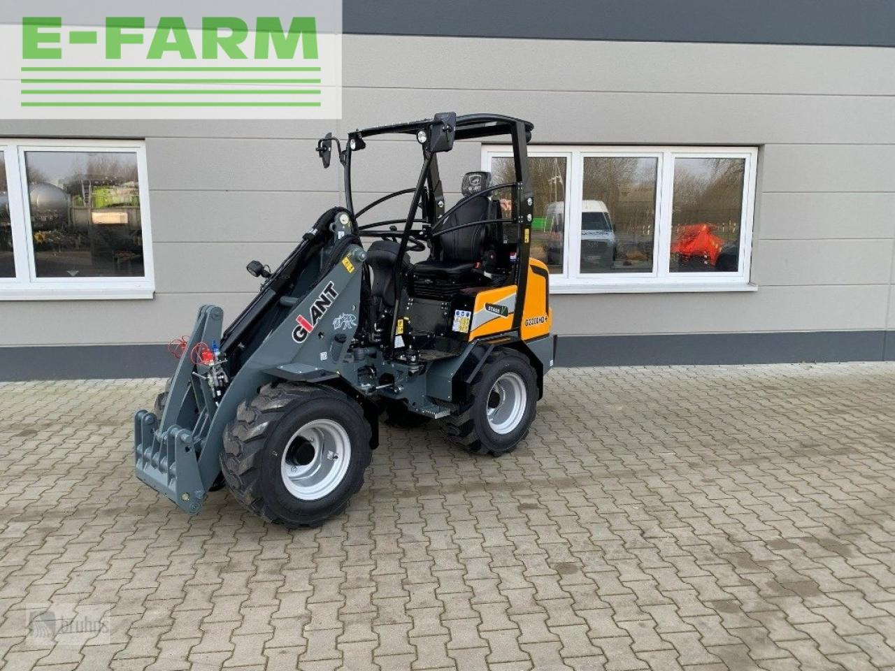 Giant g2200 hd+ - Farm tractor: picture 1 Giant g2200 hd+ - Farm tractor: picture 1