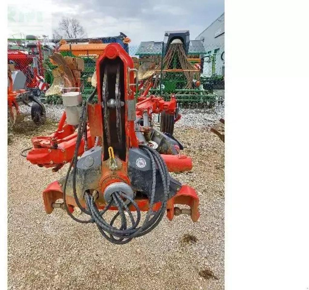 Gregoire Besson gregoire besson - Plow: picture 4 Gregoire Besson gregoire besson - Plow: picture 4