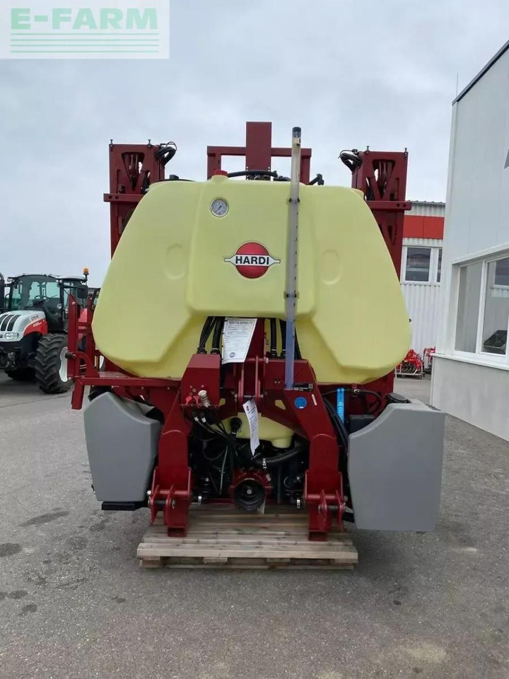 Hardi mega 1200 - Trailed sprayer: picture 3 Hardi mega 1200 - Trailed sprayer: picture 3