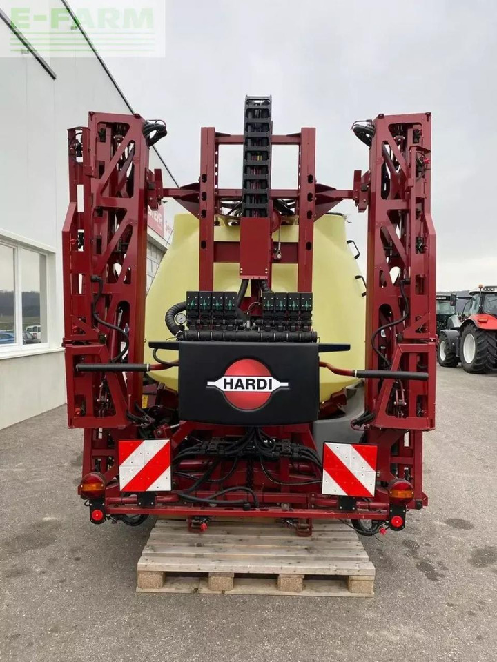Hardi mega 1200 - Trailed sprayer: picture 5 Hardi mega 1200 - Trailed sprayer: picture 5