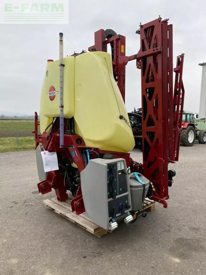 Hardi mega 1200 - Trailed sprayer: picture 4 Hardi mega 1200 - Trailed sprayer: picture 4