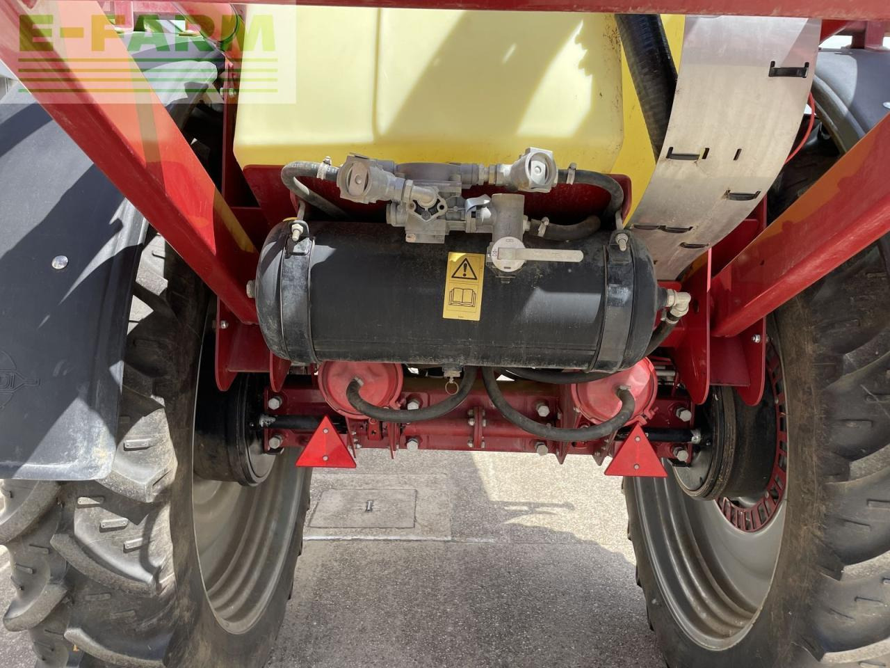 Hardi navigator 3000 - Trailed sprayer: picture 3 Hardi navigator 3000 - Trailed sprayer: picture 3