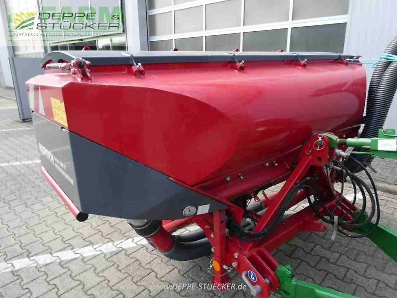 Horsch taro 6 sl mit fronttank partner 1600ft - Seed drill: picture 3 Horsch taro 6 sl mit fronttank partner 1600ft - Seed drill: picture 3