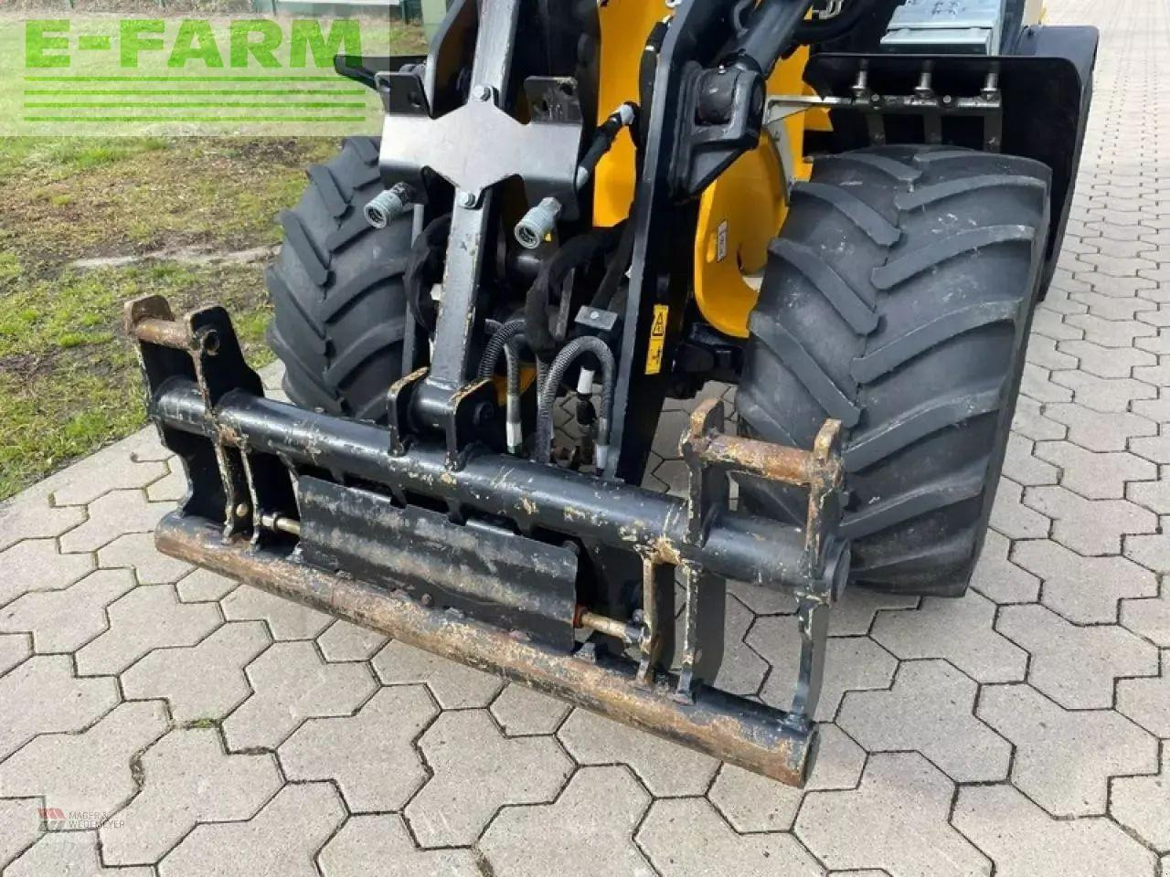 JCB 403 agri hoflader - Mini excavator: picture 2 JCB 403 agri hoflader - Mini excavator: picture 2