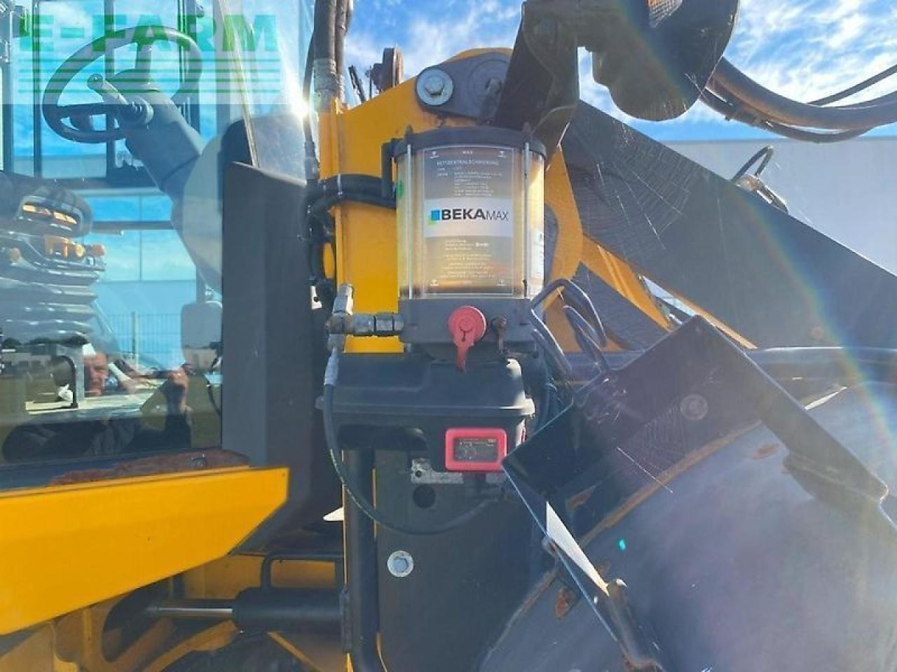 JCB 419s agri super high lift - Mini excavator: picture 4 JCB 419s agri super high lift - Mini excavator: picture 4