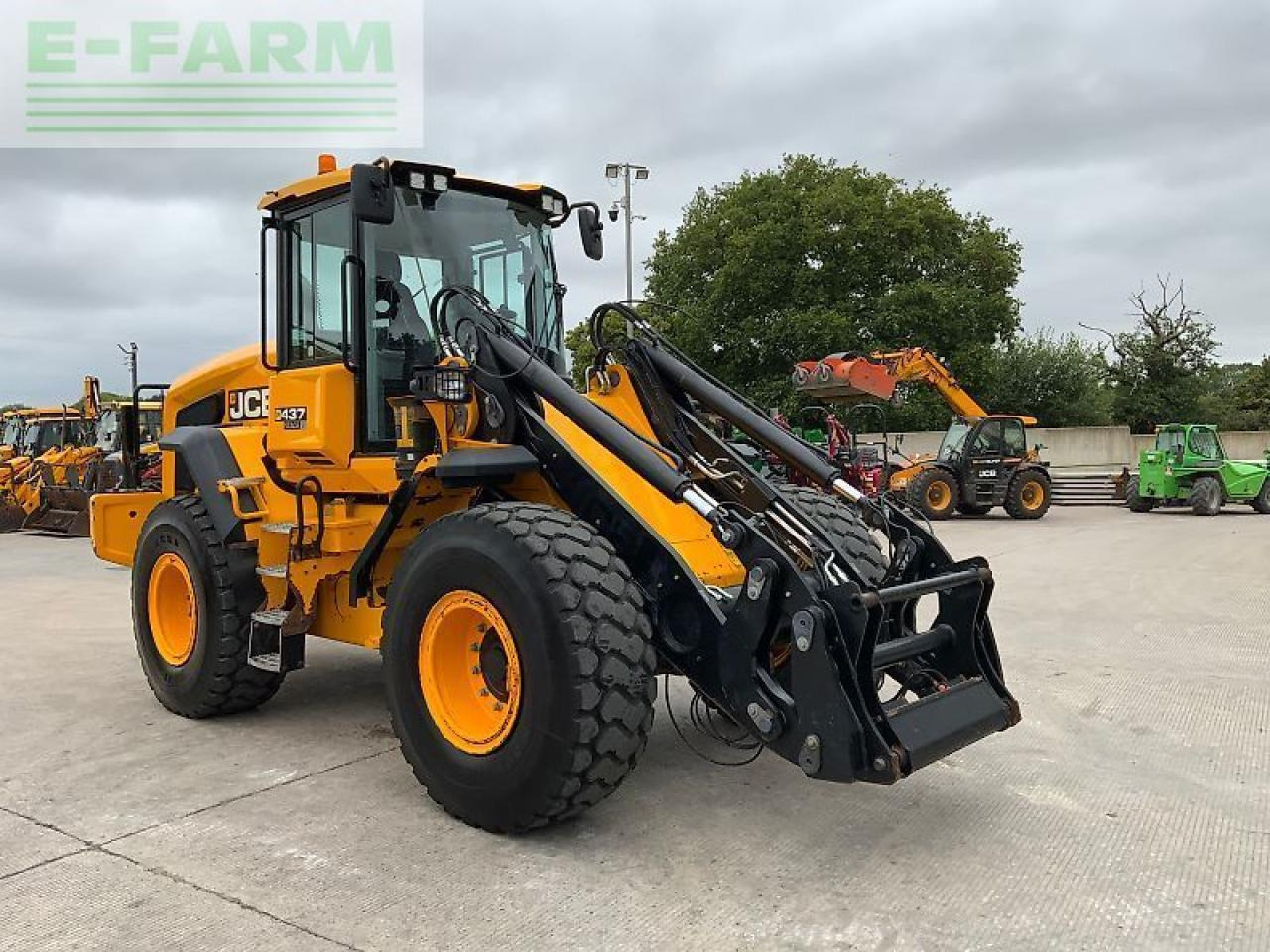 JCB 437 wheeled loading shovel (st23075) - Mini excavator: picture 3 JCB 437 wheeled loading shovel (st23075) - Mini excavator: picture 3