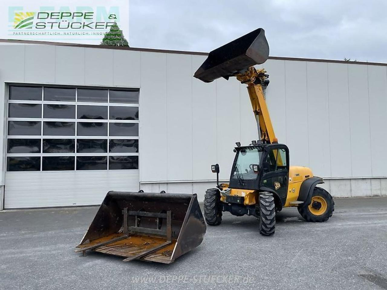 JCB 527-55 - Telescopic handler: picture 1 JCB 527-55 - Telescopic handler: picture 1